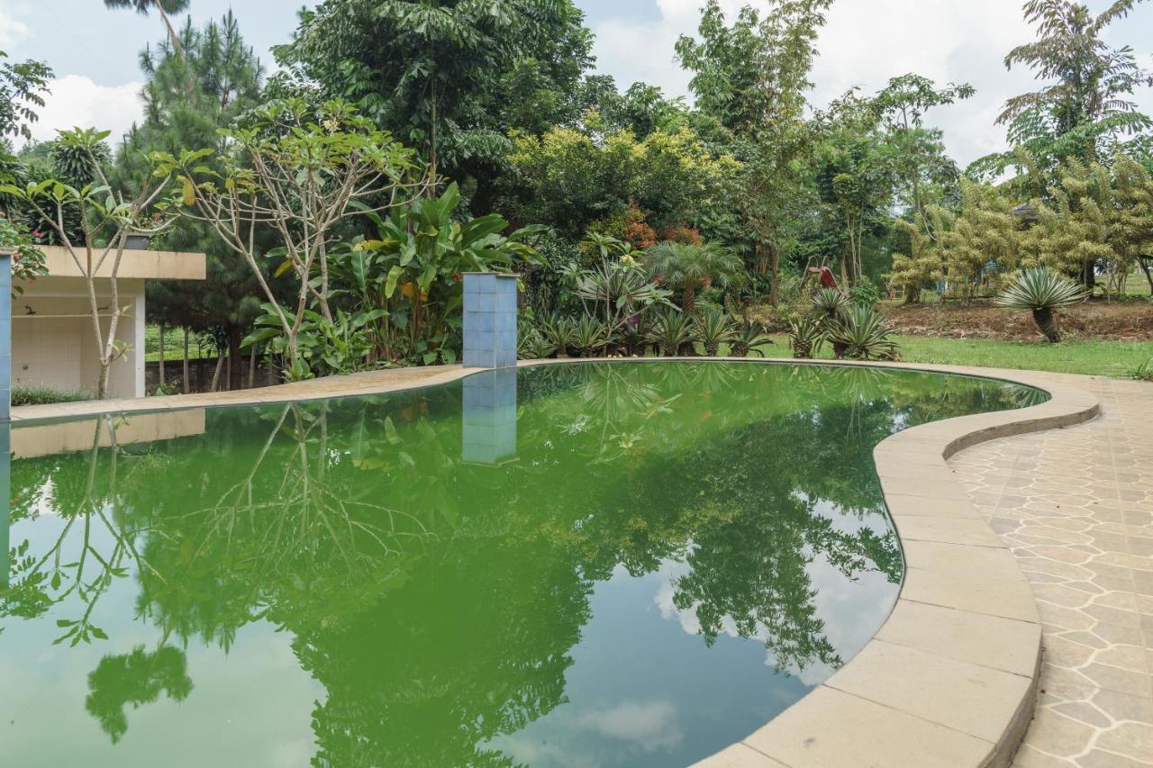 Reddoorz Plus At Hotel Negeri Baru Lodaya Puncak Bogor Eksteriør billede